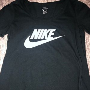 Black nike shirt